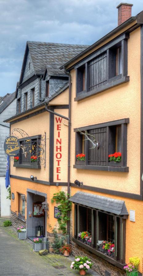 Weinhotel Hubertus Garni Клоттен Экстерьер фото